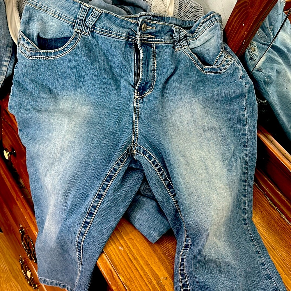 Roz & Ali Blue Bermuda Shorts